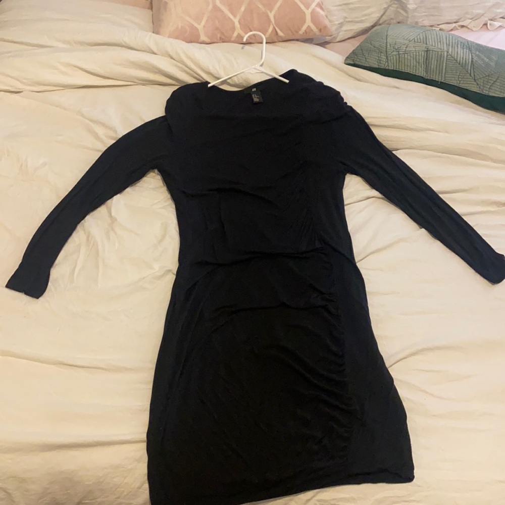 H&M dress with side ruching.